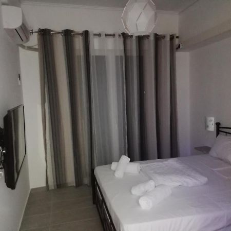 Cute Apartmnet In Thiseio Athens Exterior photo